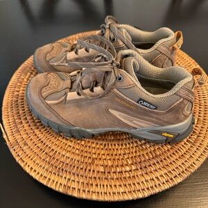 Vasque Brown Hiking‎ Shoes